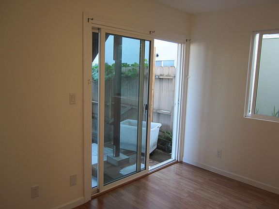3rd image of 476 Hazel Ave #A