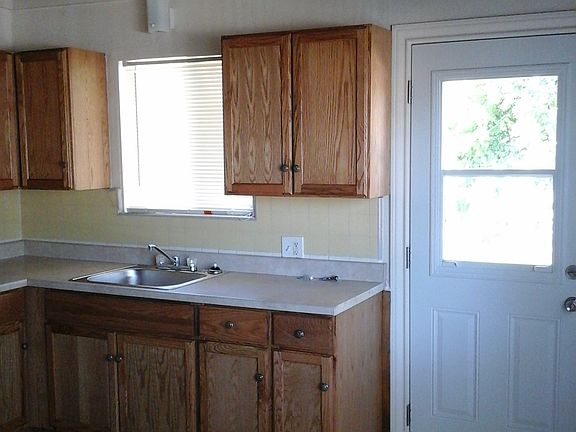 kitchen with sink_04302015