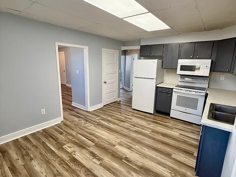 242 Washington Blvd #1/2 — Photo 20