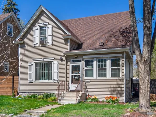 879 Charles Ave, Saint Paul, MN 55104