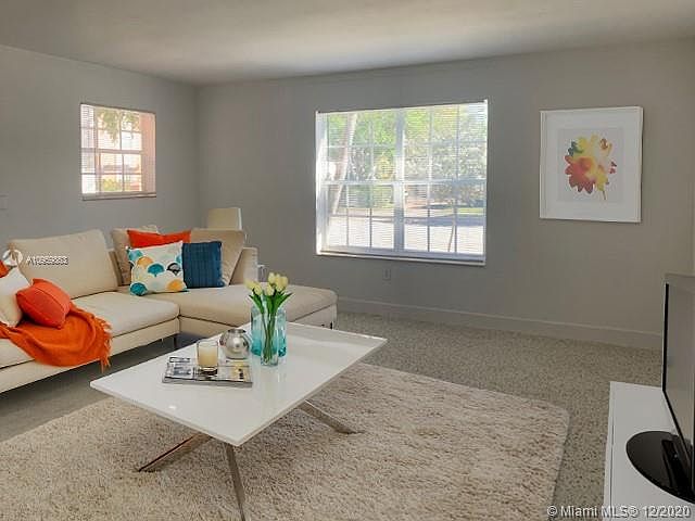 1st image of 37 Salamanca Ave Floor 1