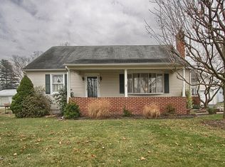 58 Carlisle Rd, Newville, PA 17241