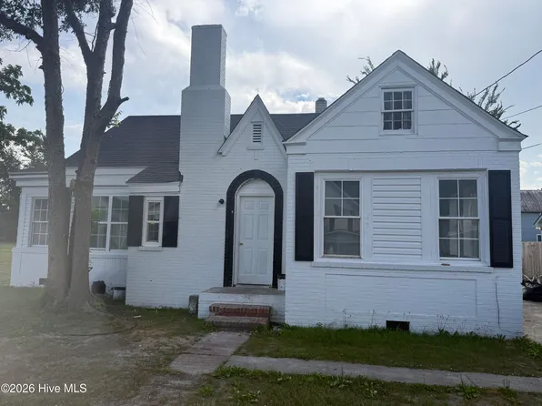 421 Perry Street, Elizabeth City, NC 27909