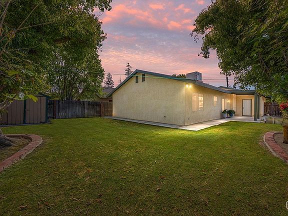 2nd image of 3608 Pueblo Ct