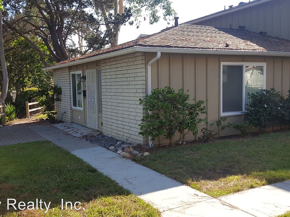 1st image of 7843 Camino Huerta