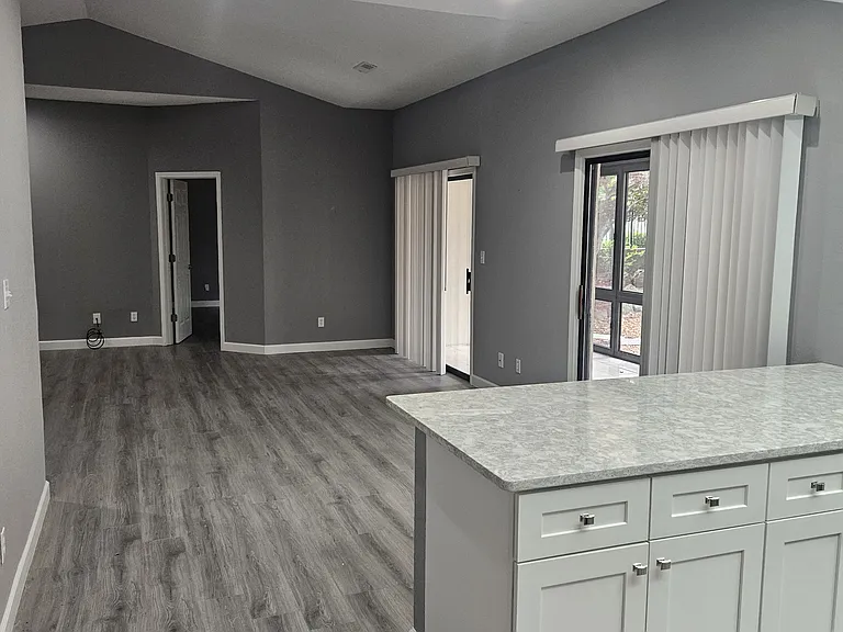 648 Racquet Club Dr #402 — Photo 5