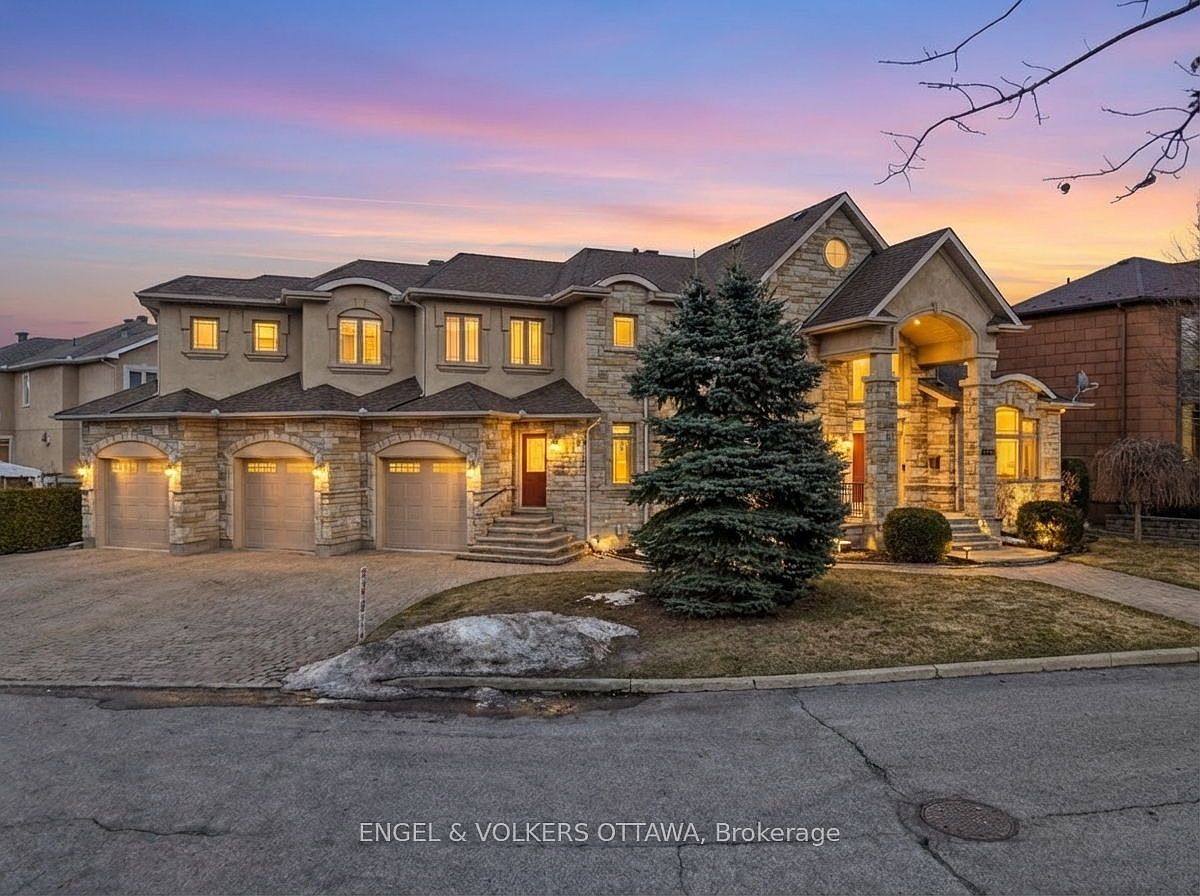 453 Rahul Cres, Ottawa, ON K2C 4H8 | MLS #X13009640 | Zillow