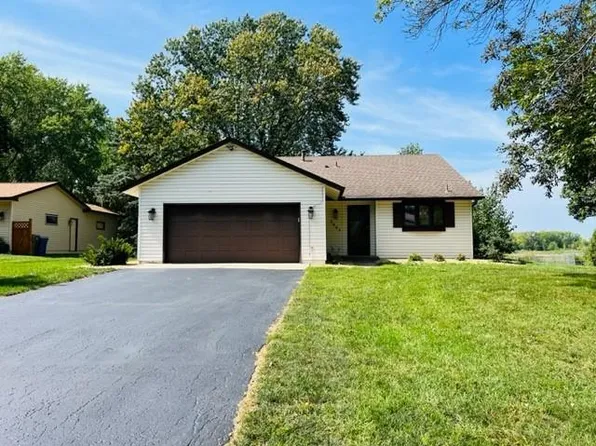 3005 Weston Ln N, Plymouth, MN 55447