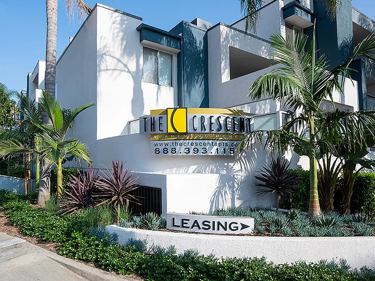 The Crescent At West Hollywood — Photo 27