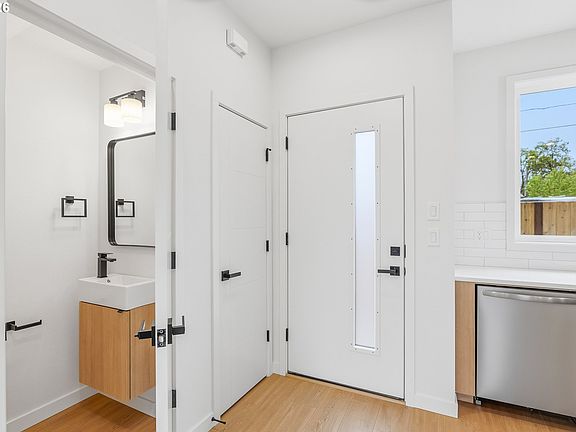 5th image of 6790 SE Insley St #1