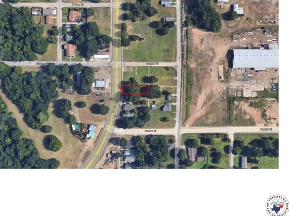 1407 S Lake Dr, Texarkana, TX 75501