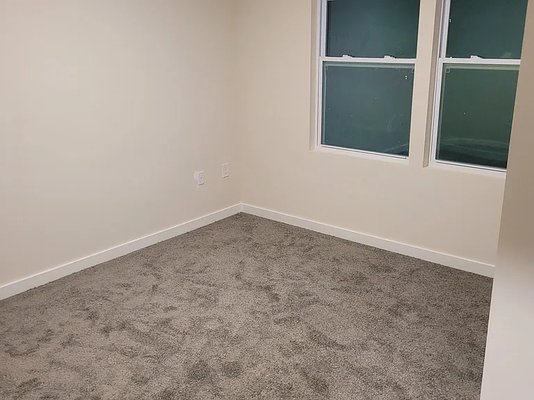 392 Stephanie Dr — Photo 20