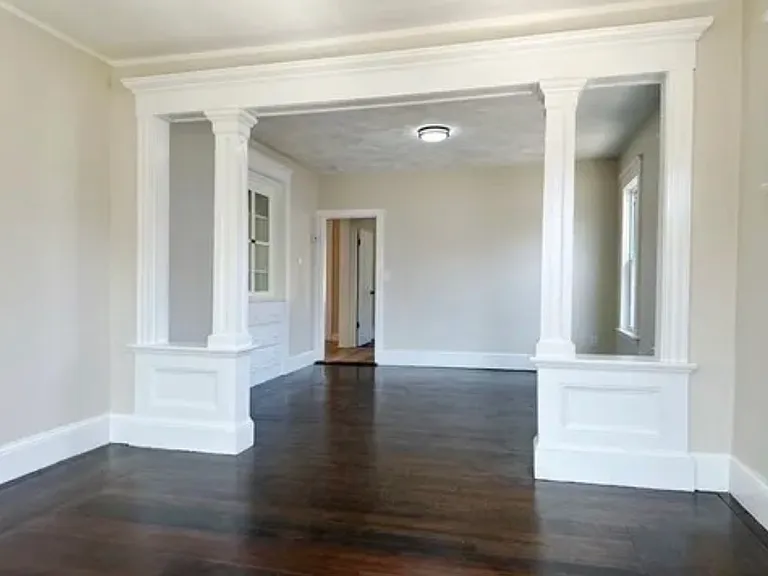 31 Fairlawn Ave #2 — Photo 2