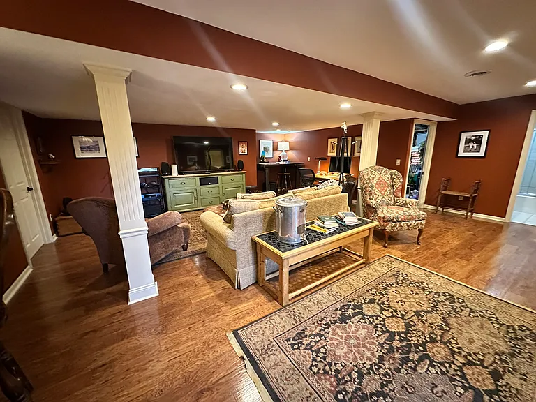 14212 Benson St — Photo 43