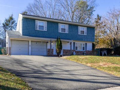 20 Sandra Dr, Smithtown, NY, 11788