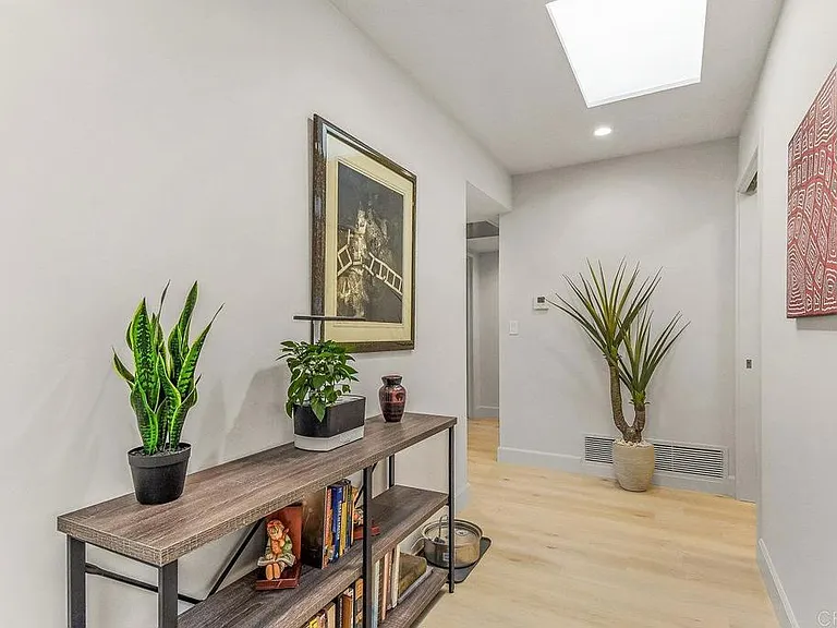 2462 Lozana Rd — Photo 13