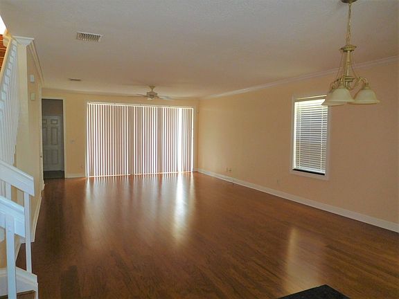 2nd image of 2029 SE Avon Park Dr