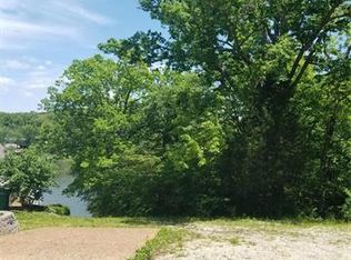 5794 S Lakeshore Dr, Hillsboro, MO 63050