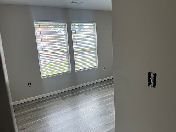 3rd image of 1700 SW 72nd Ter
