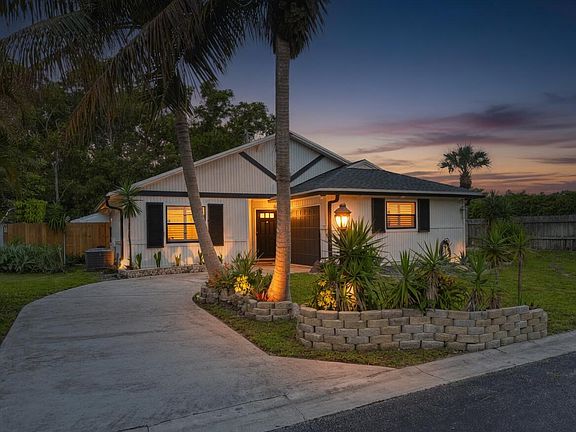 2nd image of 6062 Bania Wood Circle