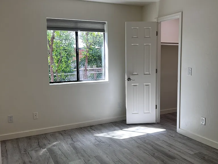 3420 S Clark Ave #2 — Photo 9