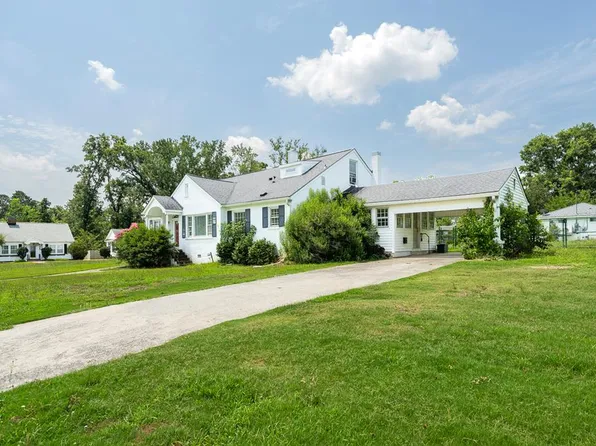 302 Janeway, Greenwood, SC 29649