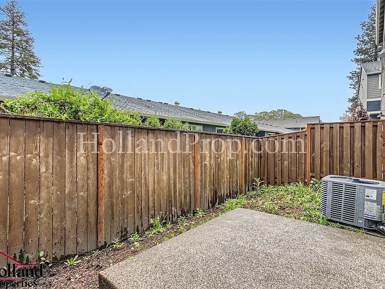 3794 SW Ekin Ter — Photo 13
