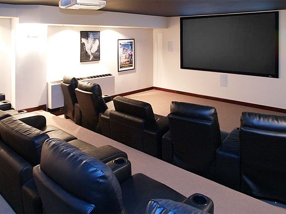 3rd image of 700 Admiral Blvd #8B