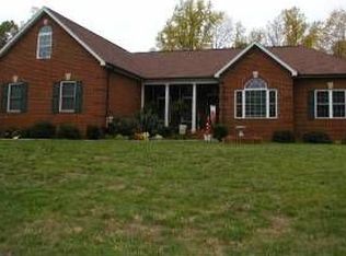 15 Old Banks Dr, Fredericksburg, VA 22406