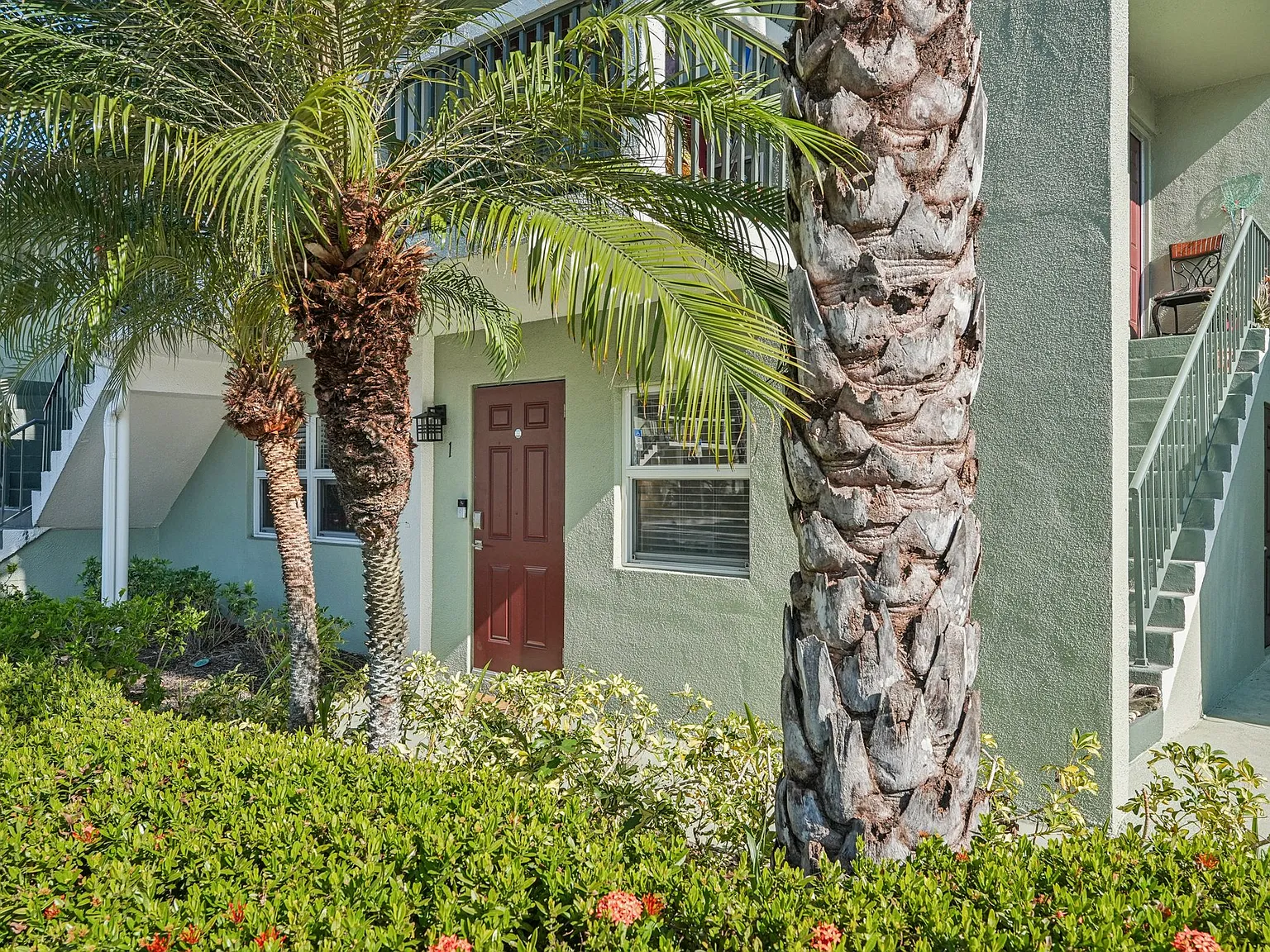 Riverwalk Apartments — Photo 1