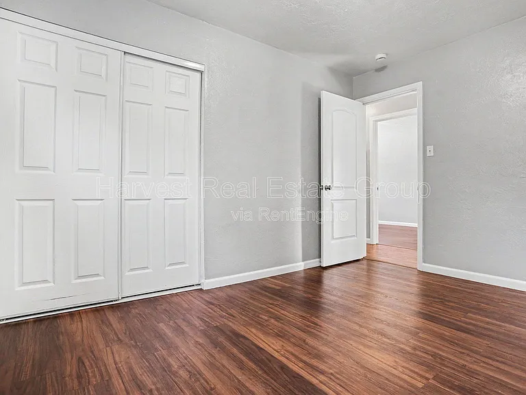 14772 Midland Rd #C — Photo 10