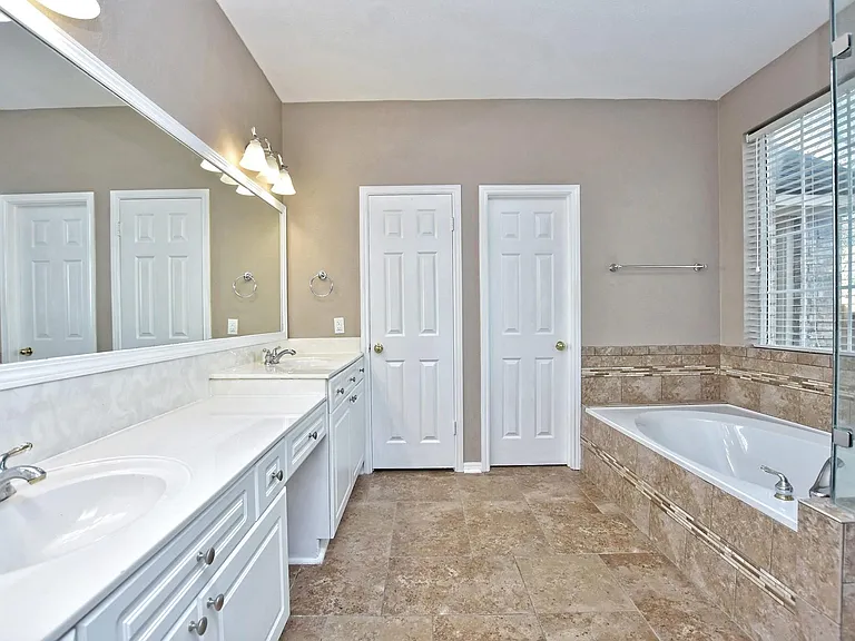 1311 Hunter Ace Way — Photo 18