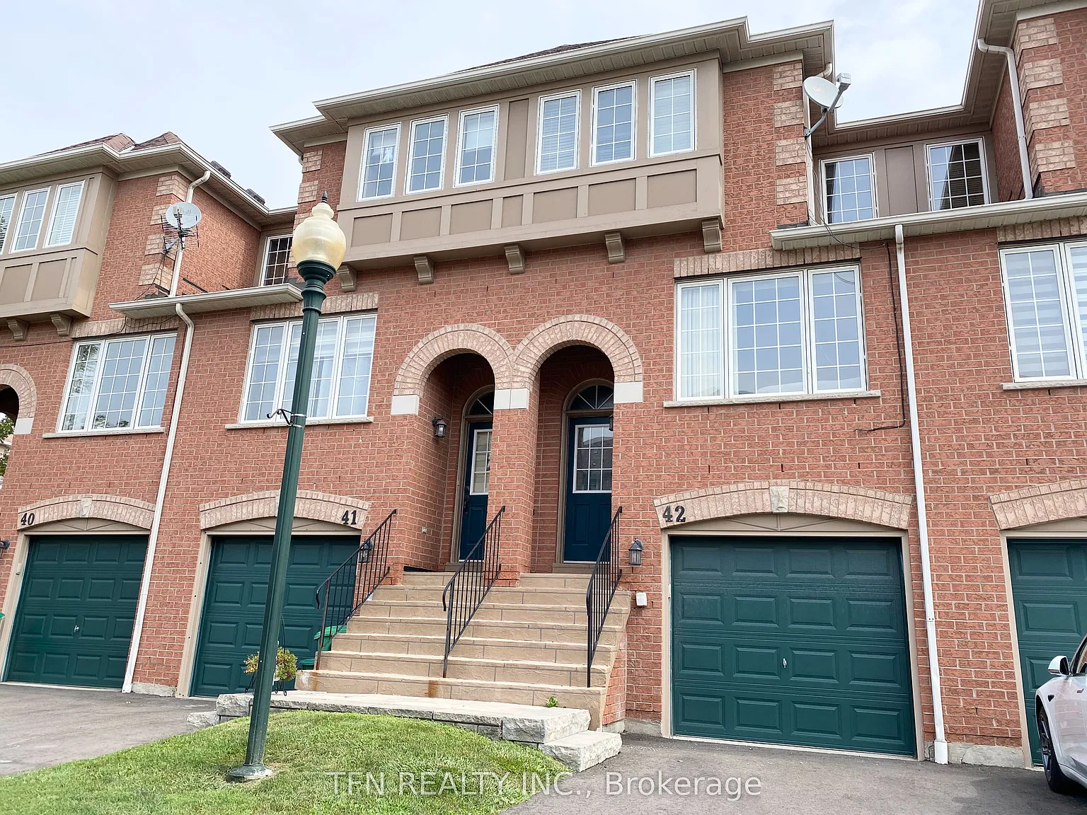 4 bed, $850 — Photo 2