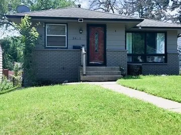 3401 McNair Dr N, Minneapolis, MN 55422