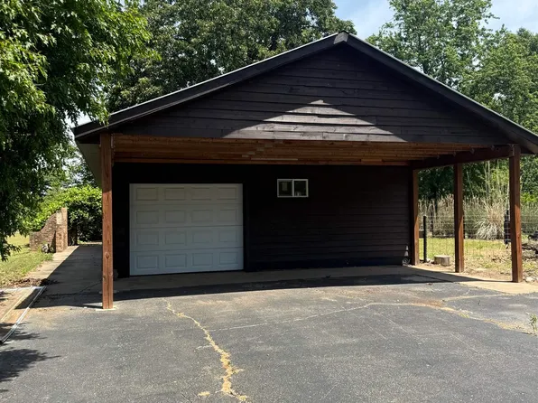 1110 County Road 960n, Bath, IL 62617
