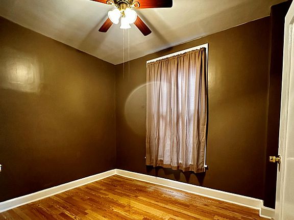 4th image of 2160 Rockwell Ave #A
