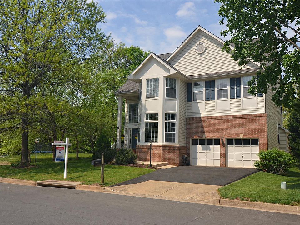 1st image of 47505 Saulty Dr