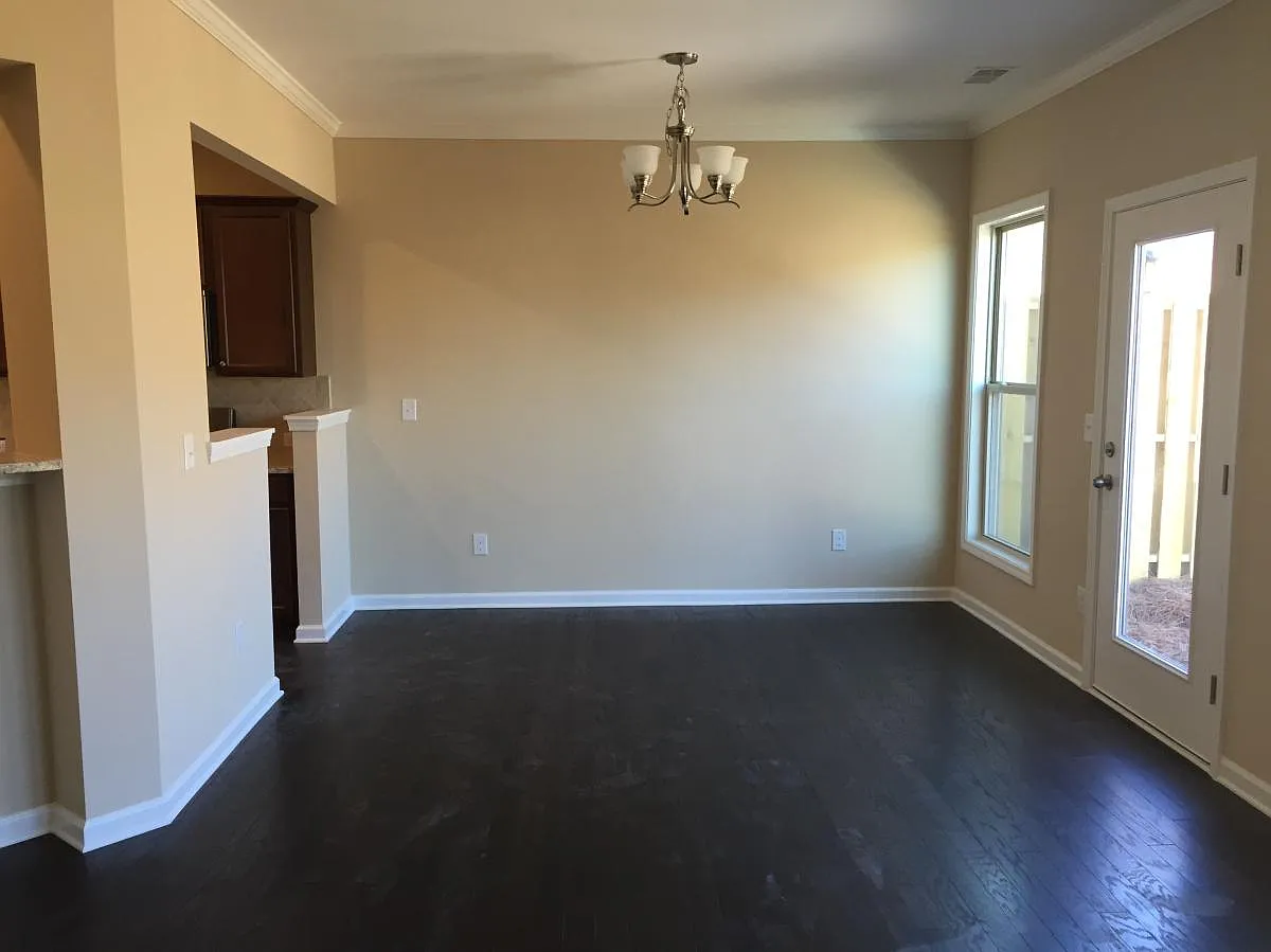 3 bed, 2.5 bath, 1865 sqft, $2,750 — Photo 4