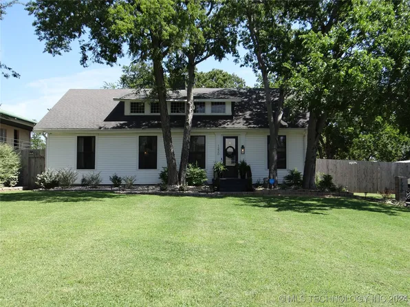 1220 S 7th St, McAlester, OK 74501