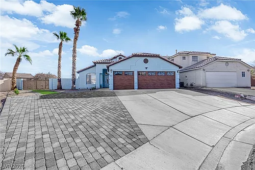 4016 Angel Face St Photo 1