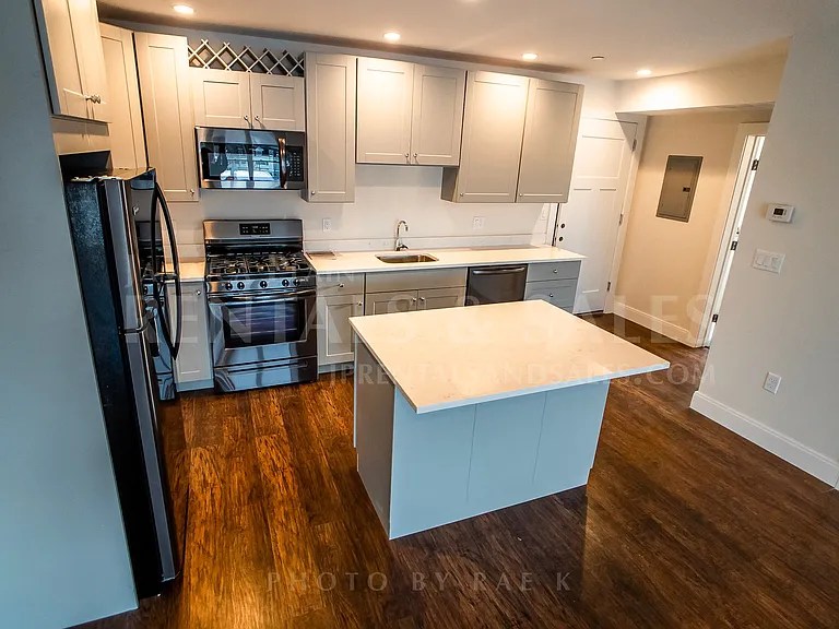 76 Stonley Rd #6 — Photo 2