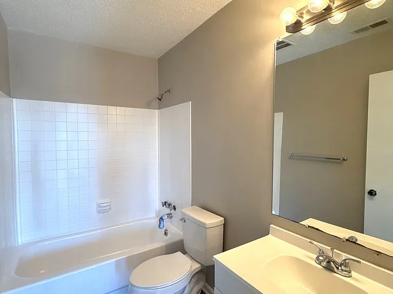 11537 Turn Stone Ct — Photo 16