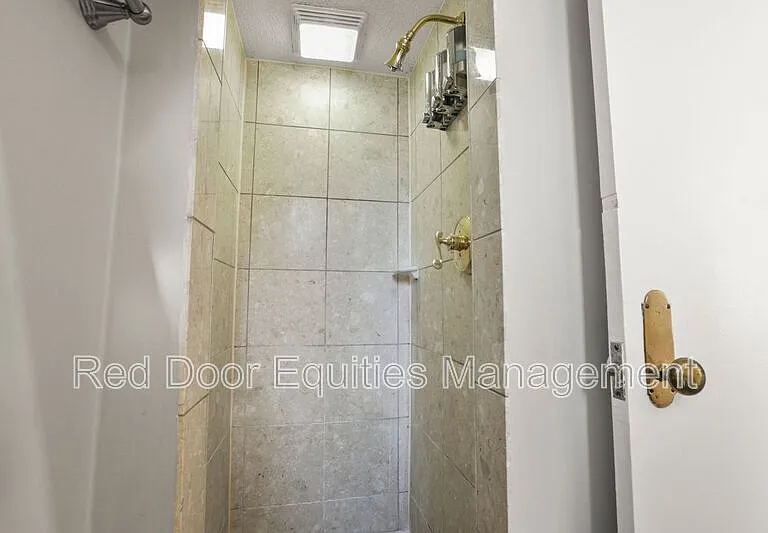 123 N Broad St #201 — Photo 16