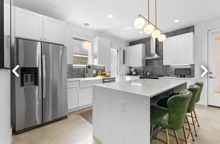 2413 E 9th St #1 — Photo 15