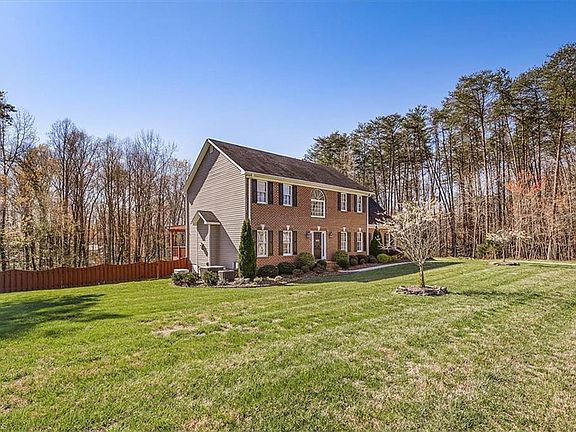 4th image of 3506 Annry Dr