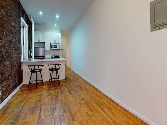 2nd image of 345 E 65th St #1B1