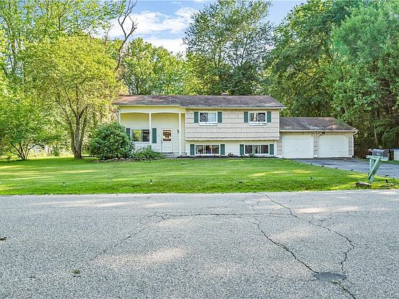 5th image of 311 Lake Shore Dr