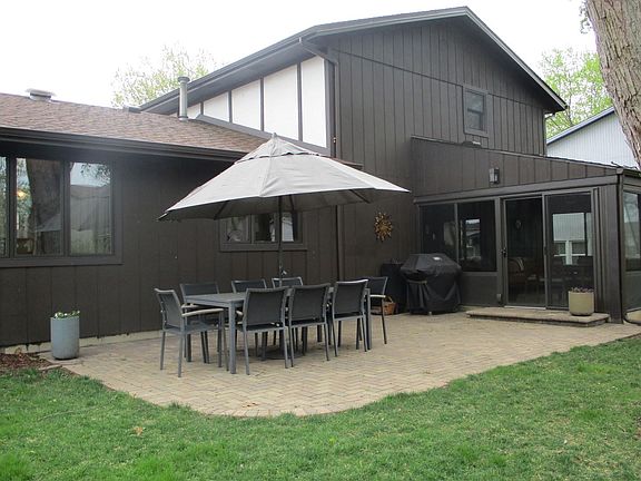 5th image of 691 Bunker Hill Dr