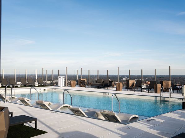 111 E Carson Blvd #702