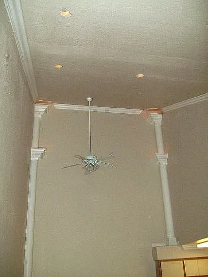 Alcantara Home Apts — Photo 29